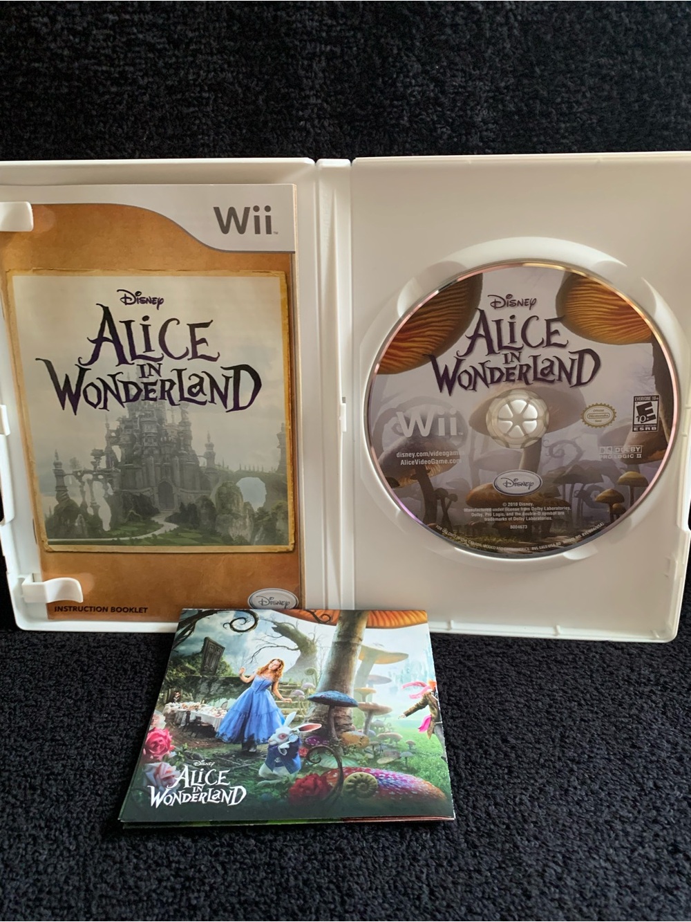 Nintendo Wii Disney Alice in Wonderland E-10 Plus - Picture 3 of 6